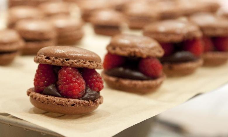 Köstliche Macarons, französische Feingebäckspezialität