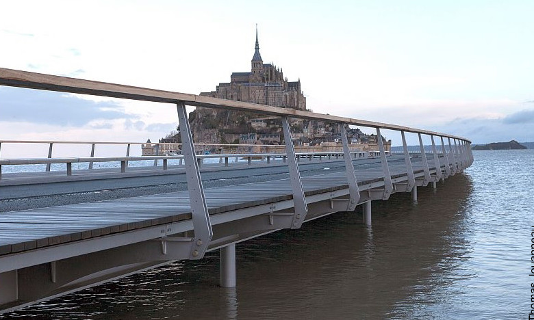 Mt St Michel- Fußgängerbrücke