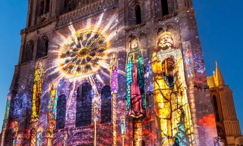Kathedrale in Chartres- Königsportal